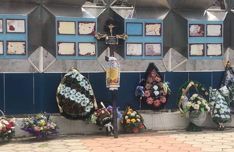 Гибель Даши Лукьяненко: украинцы проводили малышку в последний путь, "покойся с миром, ангелочек"