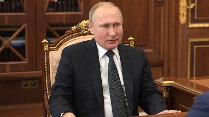 Путин рекомендовал МИД предупредить россиян об опасности поездок в Грузию