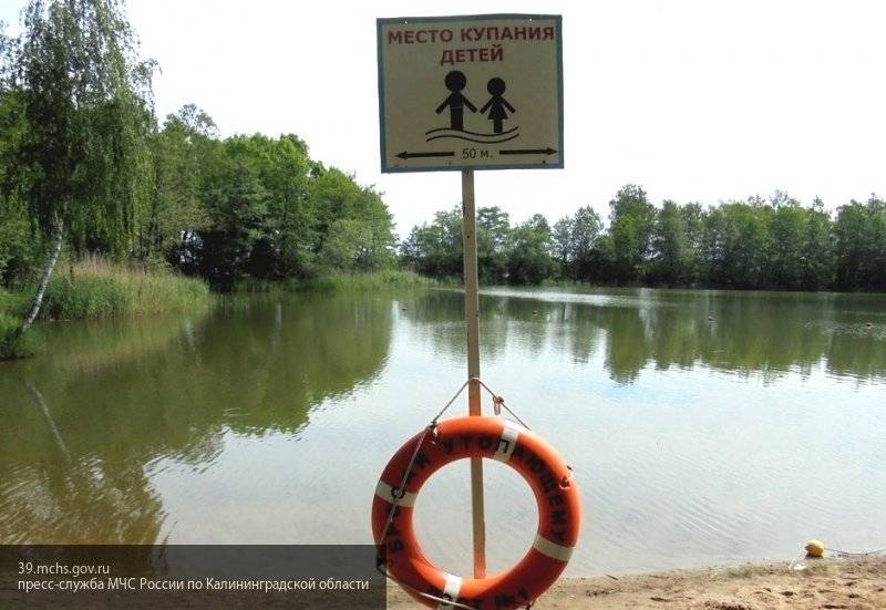 В Великом Новгороде 15-летний юноша спас утопающего в реке человека