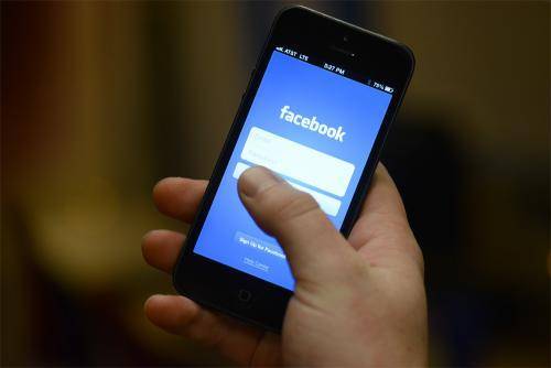 Сообщения не доходят: в Facebook Messenger произошел сбой