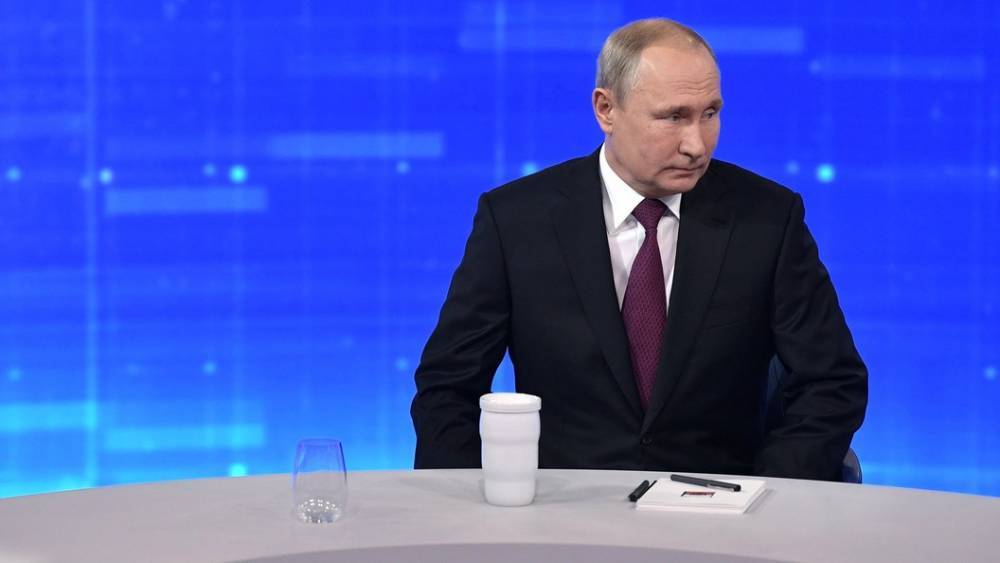 "Извините, сигнал теряется": Трамп позвонил Путину на прямую линию в эфире американского ТВ