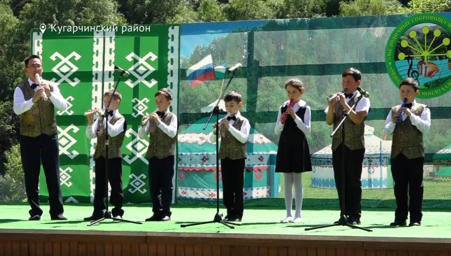В Башкирии прошел фестиваль «Мелодичные сокровища Мурадыма»