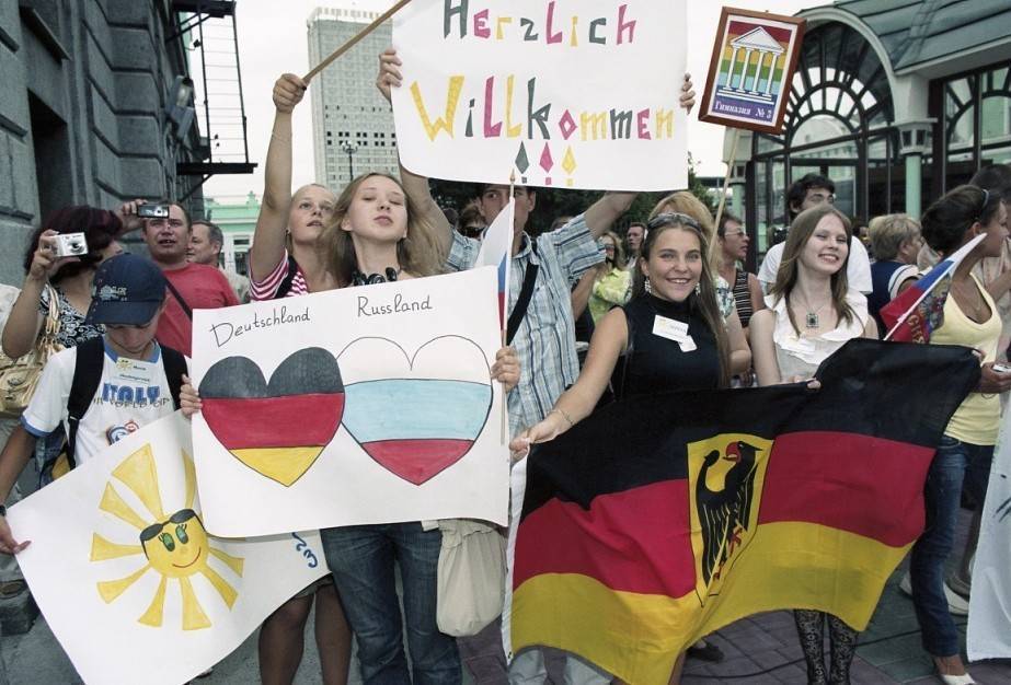 Россия – не Украина: Берлин просит Москву о взаимном безвизе для молодёжи | Политнавигатор