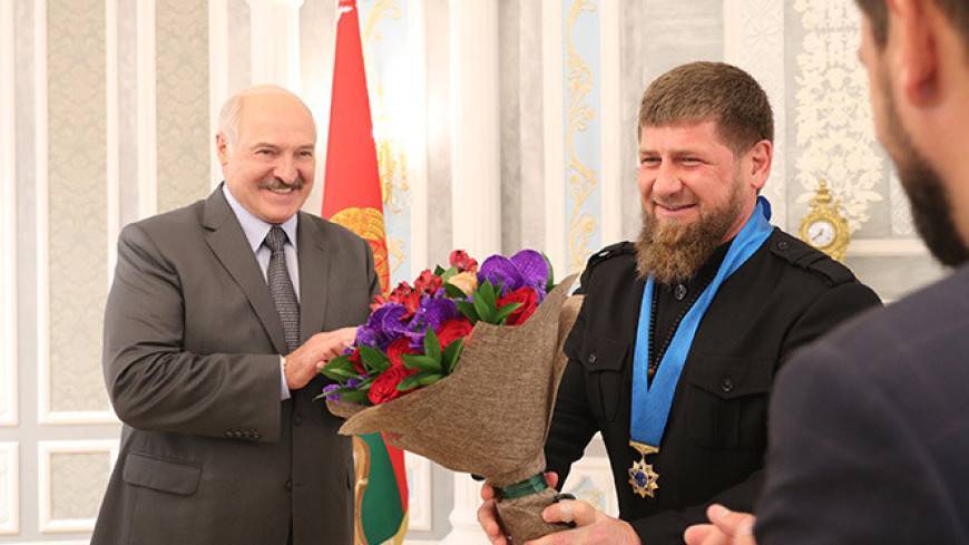 Лукашенко наградил главу Чечни Кадырова орденом Дружбы народов
