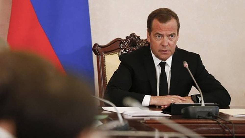 Медведев отреагировал на обвинения президента Грузии