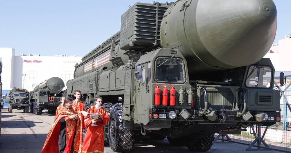 В РПЦ открестились от освящения боевых ракет