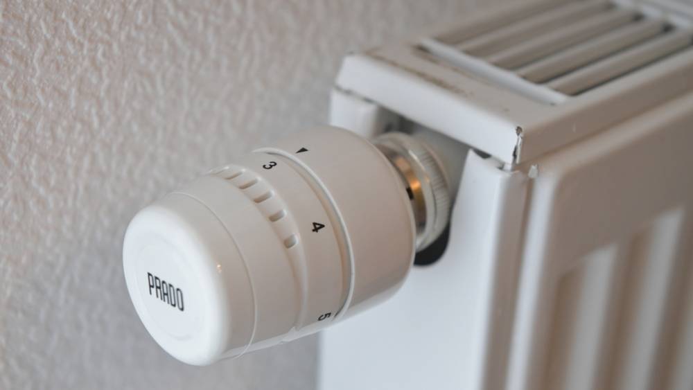 В жилых домах могут установить тепловые счетчики: На сколько изменятся тарифы на отопление