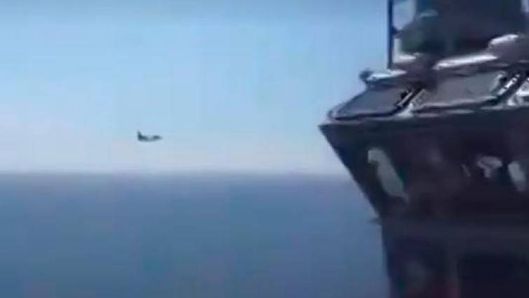 Российский бомбардировщик совершил провокацию вблизи испанского авианосца (видео)