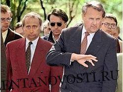 Вся команда Путина вышла из красного пиджака Собчака