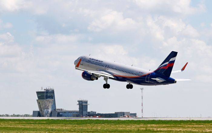 "Аэрофлот" предлагает лететь вместо Тбилиси в Ереван