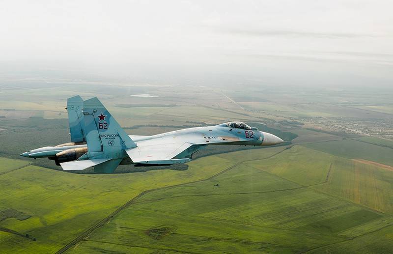 Опубликовано видео приближения Су-27 к кораблю НАТО на Балтике