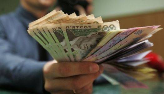 Украинцам пообещали удвоить минимальную зарплату