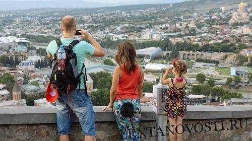 В Тбилиси негодуют в связи с прекращением потока российских туристов