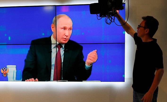 Politico (США): Путин теряет доверие россиян?