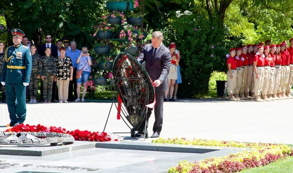 В Астраханской области чтут память павших героев Великой Отечественной войны «Горстью земли»