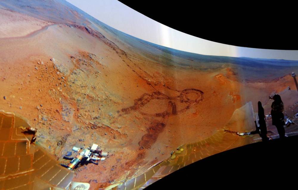 NYT: марсоход Curiosity обнаружил признаки живых микроорганизмов в атмосфере Марса