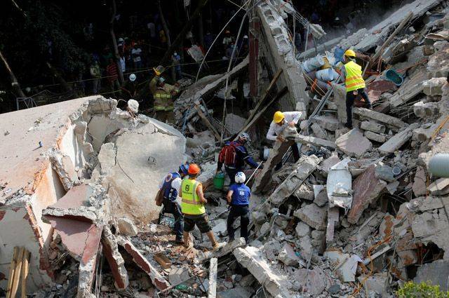 Число пострадавших от сычуаньского землятресения выросло до 31 человека