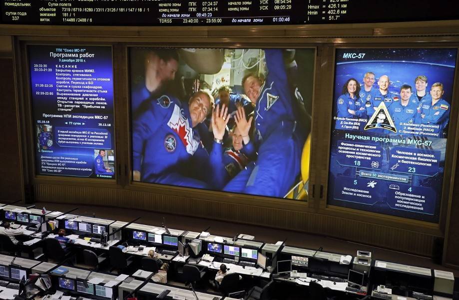 Российским космонавтам запретят ругаться матом