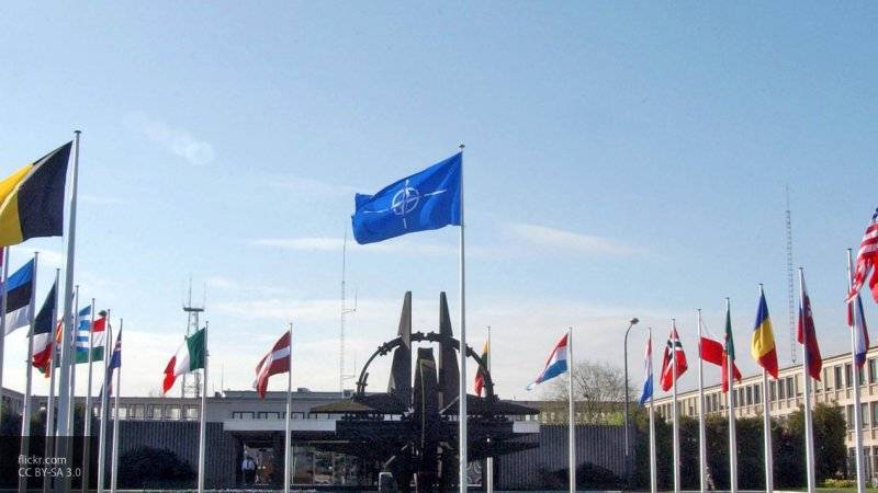 Военный комитет НАТО впервые принял в свои ряды женщину