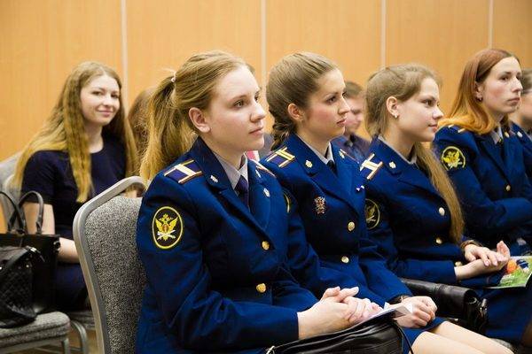 В России курсанты решили убить девушку