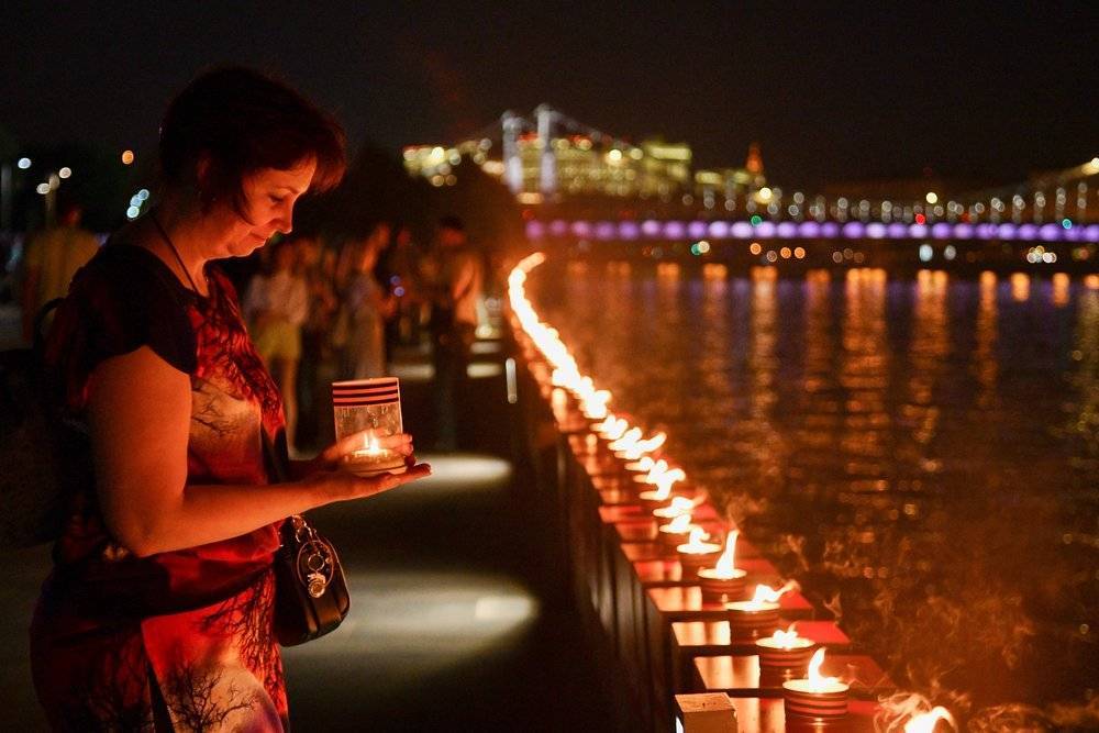 К акции «Свеча памяти» присоединились тысячи москвичей