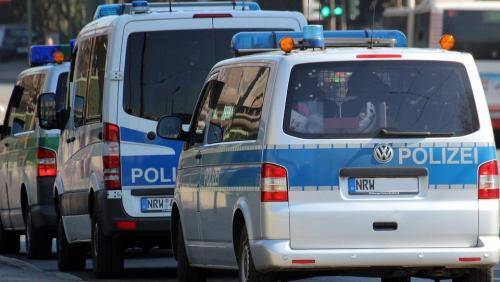 Volkswagen представил обновленный фургон для преступников