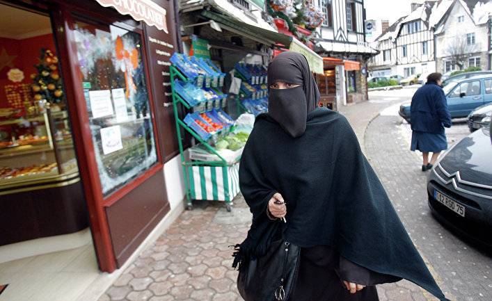 Le Figaro (Франция): как государство ведет борьбу с радикальными мечетями во Франции