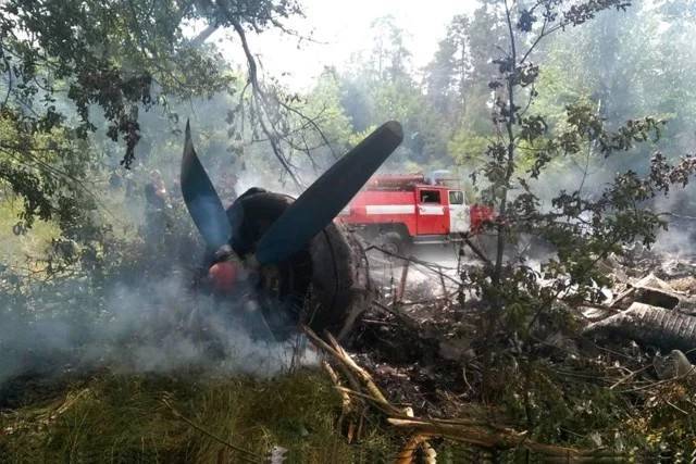 В Полтавской области загорелся самолет АН-2