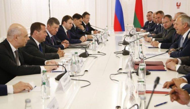 Медведев: Москва и Минск говорят об интеграции на одном языке