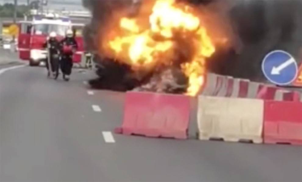 Момент взрыва автомобиля на МКАД попал на видео