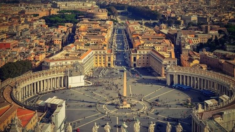 Жители Рима ощутили землетрясение