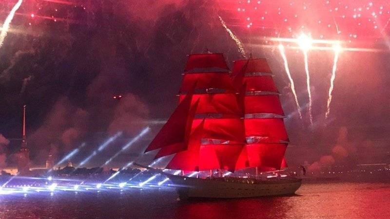 Праздник «Алые паруса» в Петербурге собрал более 1,4 миллиона зрителей