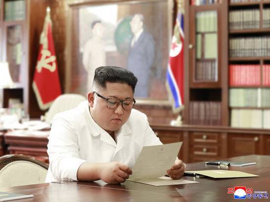 Bloomberg: Ким Чен Ын «с удовлетворением» прочел письмо от Трампа