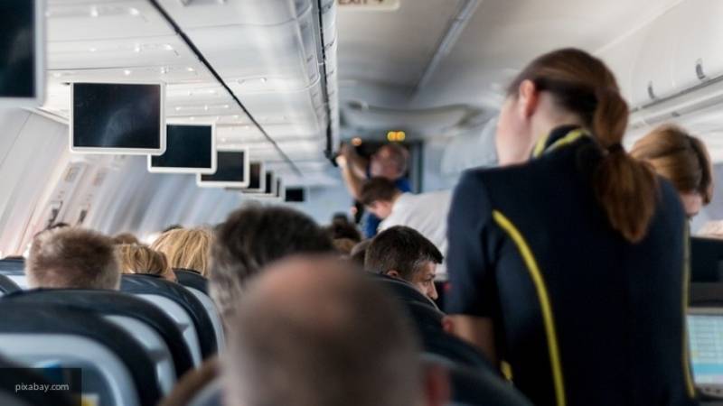 Российские туристы рассказали, зачем знакомятся со стюардессами