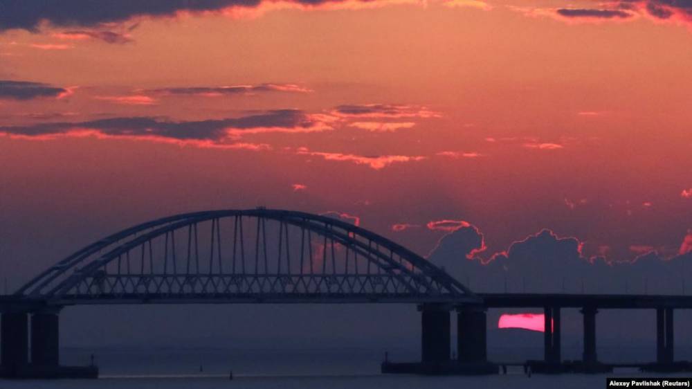 Русский лохотрон: Строителей крымского моста кинули на деньги