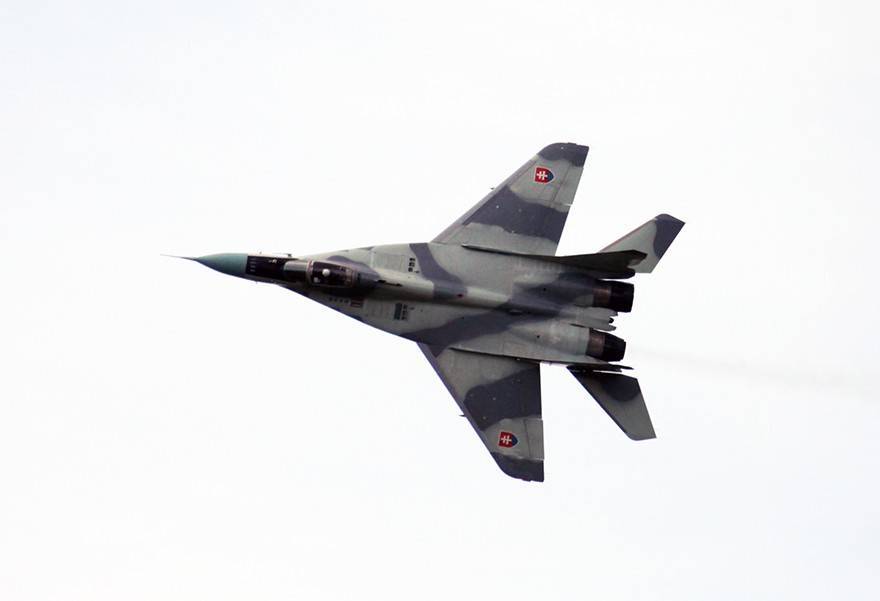 В Словаки МиГ-29 экстренно перехватили летевший на Украину Airbus