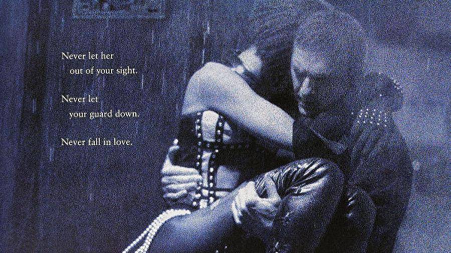 Кевин Костнер открыл тайну постера к фильму «Телохранитель» с Уитни Хьюстон