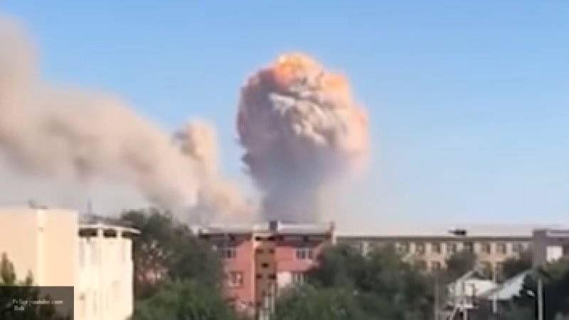 Жителей город Арысь эвакуируют в Казахстане из-за взрыва в воинской части