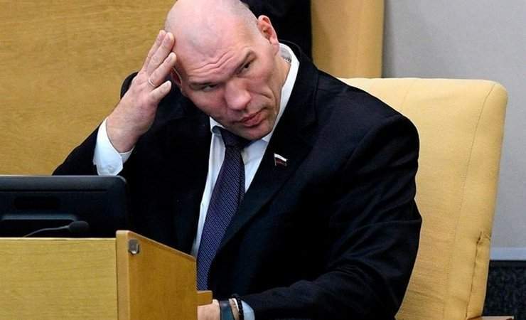 У российского боксера-депутата Валуева — смертельная опухоль мозга