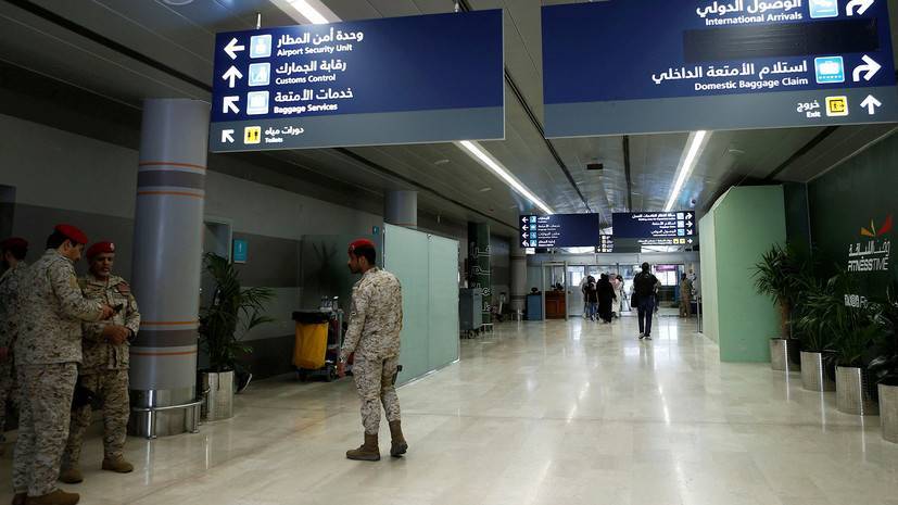 При обстреле саудовского аэропорта пострадали 8 человек