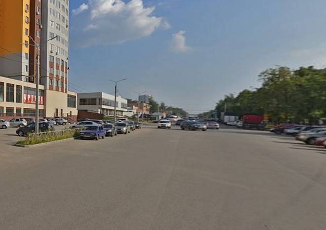 Движение на участке улицы Татарской перекрыли на неделю