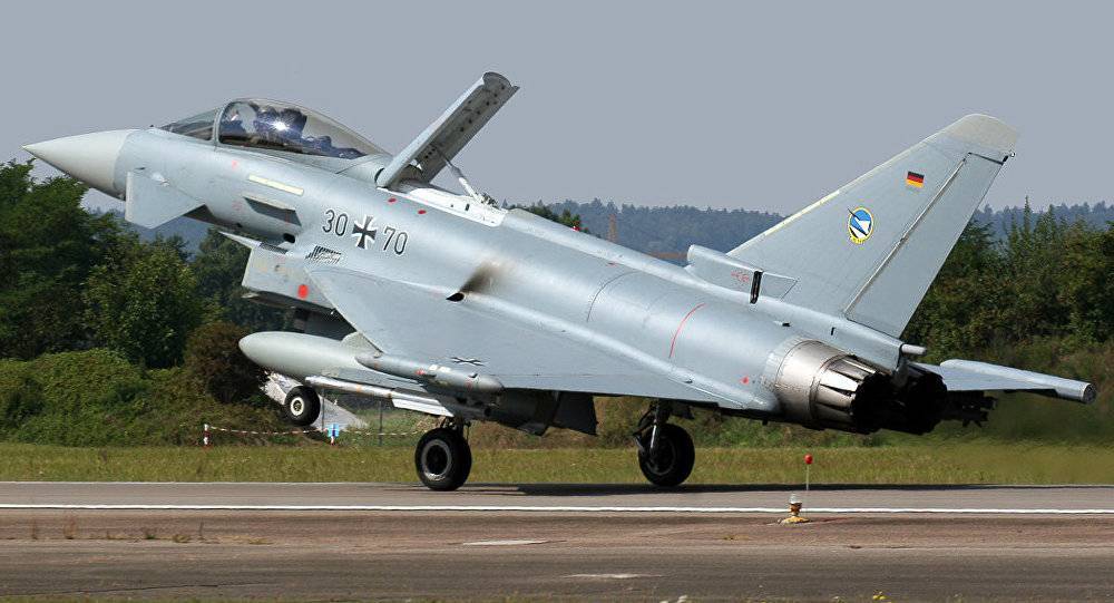 Учения пошли не по плану: в Германии столкнулись два истребителя Eurofighter