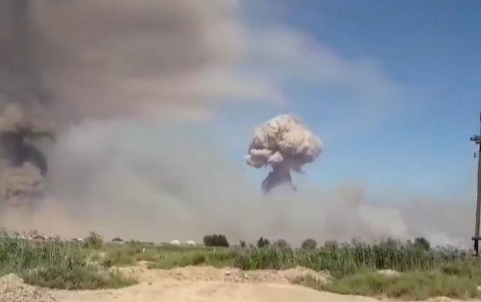 Ад в Арыси: появилось видео о взрывах на складе боеприпасов в Казахстане