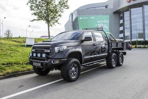 Сделана в России: Самую дорогую Toyota Tundra 6x6 Hercules показали в сети
