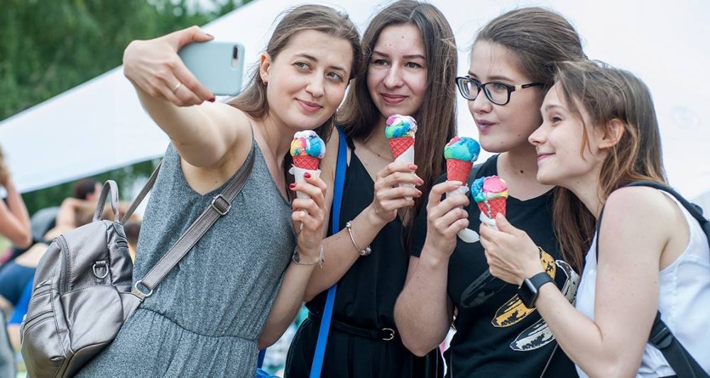 Собянин пригласил москвичей отметить День молодежи