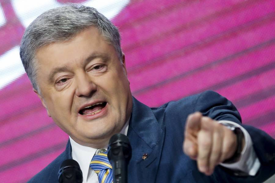 Порошенко призвал переименовать Грузию