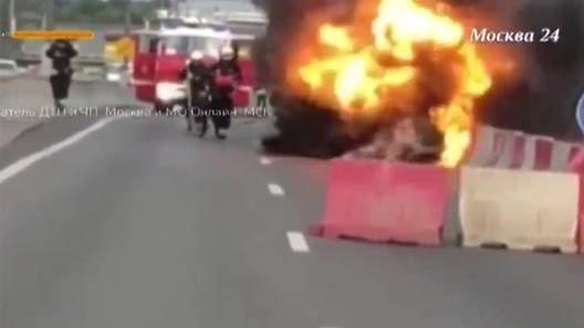 В окрестностях Москвы взорвался еще один автомобиль — теперь уже на МКАД (видео)