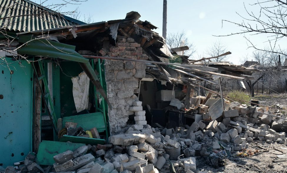 Огнём карателей ВСУ повреждено восемь домостроений в ДНР