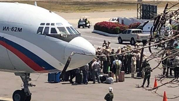 Очередной российский самолет приземлился в Венесуэле