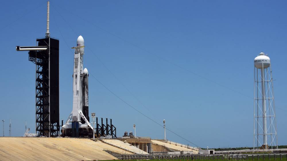 Неудача, Маск: Ступень ракеты Falcon Heavy пошла ко дну при посадке в Атлантическом океане